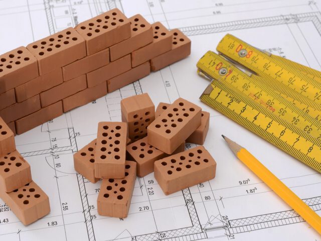 Quando serve rivolgersi a un geometra? Tutti i casi in cui è fondamentale